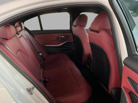 2025 BMW 3 Series 330i