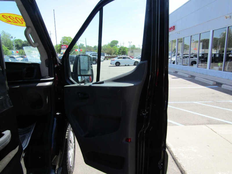 2022 Ford E-Transit