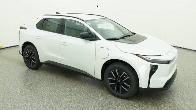 2026 Toyota bZ XLE Plus