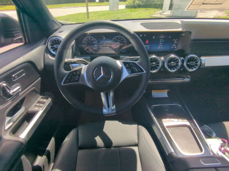 2025 Mercedes-Benz GLB GLB 250