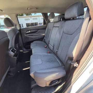 2019 Hyundai Santa Fe SE 2.4L