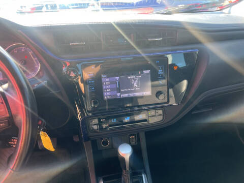 2018 Toyota Corolla SE