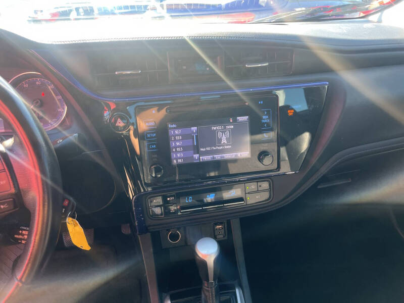 2018 Toyota Corolla SE