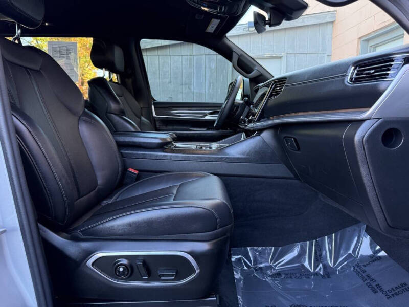 2022 Jeep Wagoneer Series II