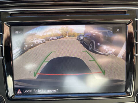 2018 Volkswagen Passat 2.0T R-Line