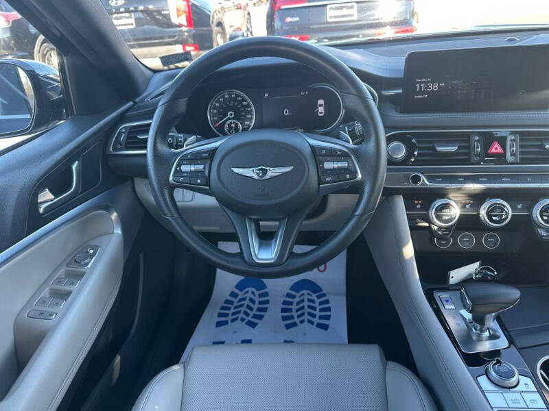2023 Genesis G70