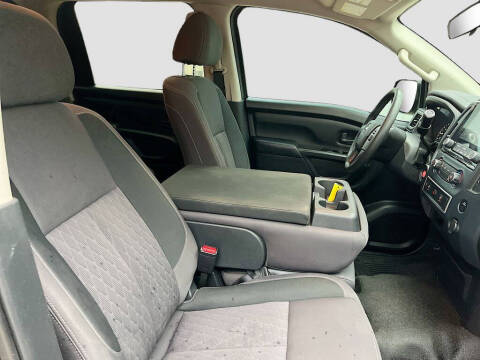 2023 Nissan Titan S