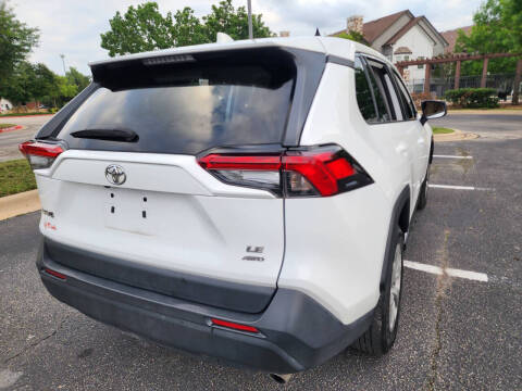 2023 Toyota RAV4 LE