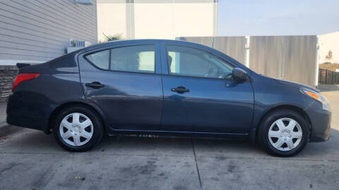 2017 Nissan Versa 1.6 S