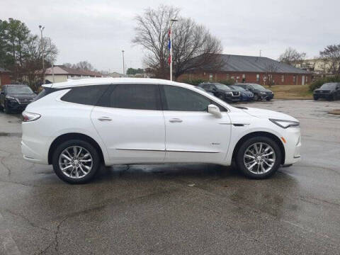 2022 Buick Enclave Avenir