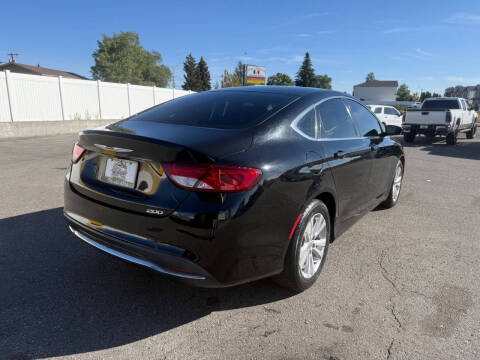 2015 Chrysler 200 Limited