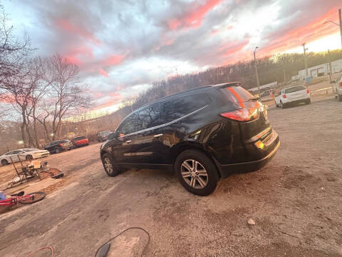 2017 Chevrolet Traverse LT