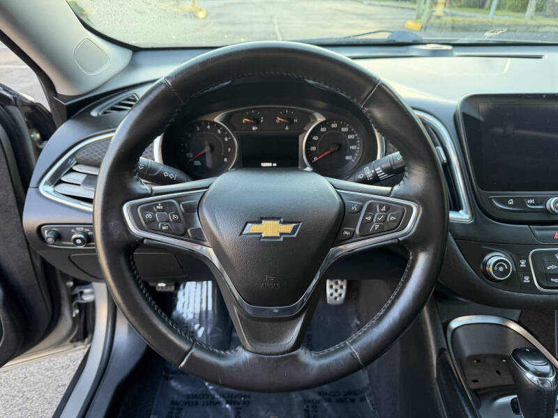 2017 Chevrolet Malibu LT