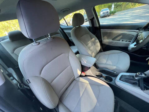 2019 Hyundai Elantra