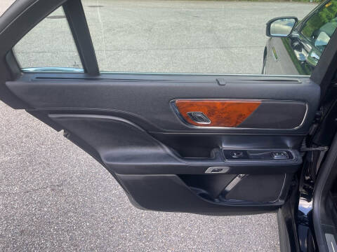 2019 Lincoln Continental Livery