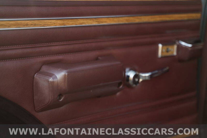 1991 Jeep Grand Wagoneer