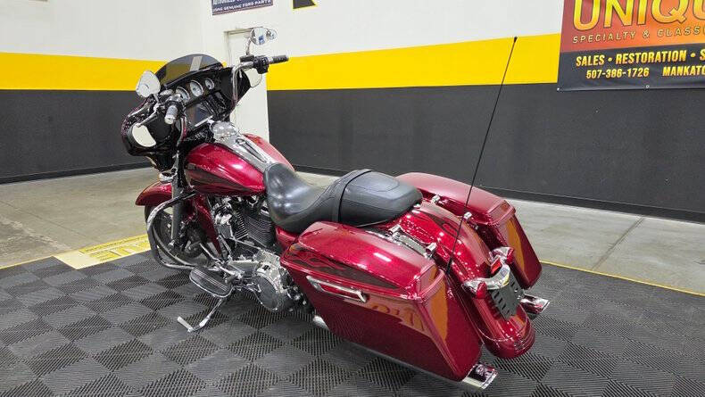 2017 Harley-Davidson FLH