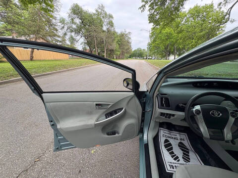 2014 Toyota Prius Two