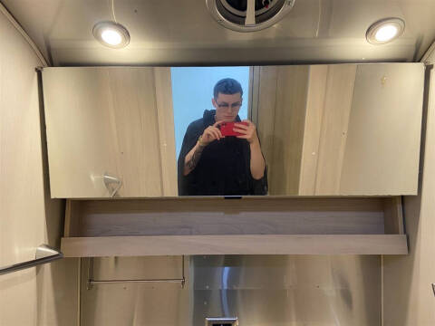 2018 Airstream GLOBETROTTER -