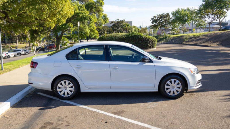 2016 Volkswagen Jetta