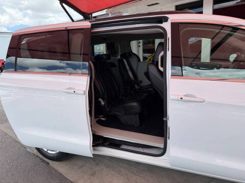 2021 Chrysler Voyager LXi