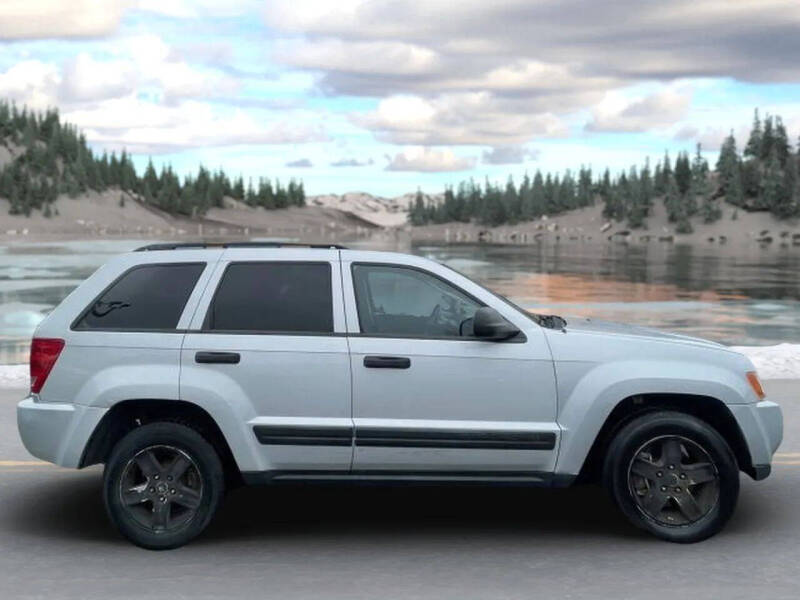 2005 Jeep Grand Cherokee Laredo