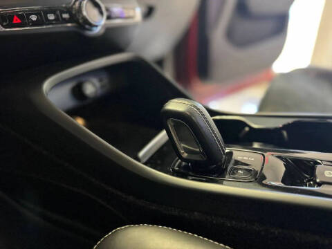 2020 Volvo XC40 T5 R-Design