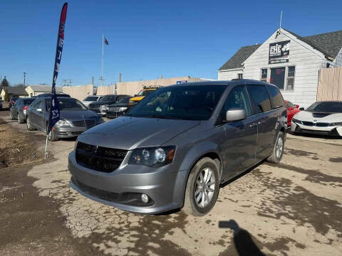 2018 Dodge Grand Caravan for sale at EHE RECYCLING LLC in Marine City MI