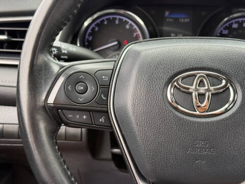 2019 Toyota Camry SE