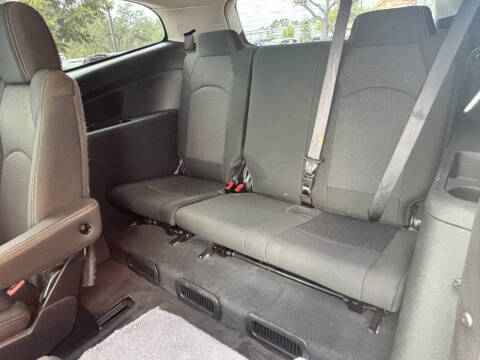 2017 Chevrolet Traverse LT