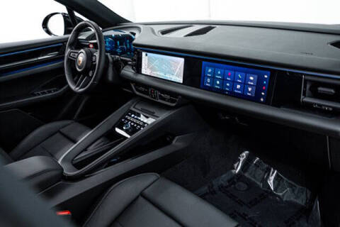 2025 Porsche Macan 4 Electric