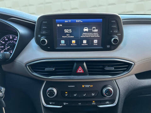 2019 Hyundai Santa Fe SE 2.4L
