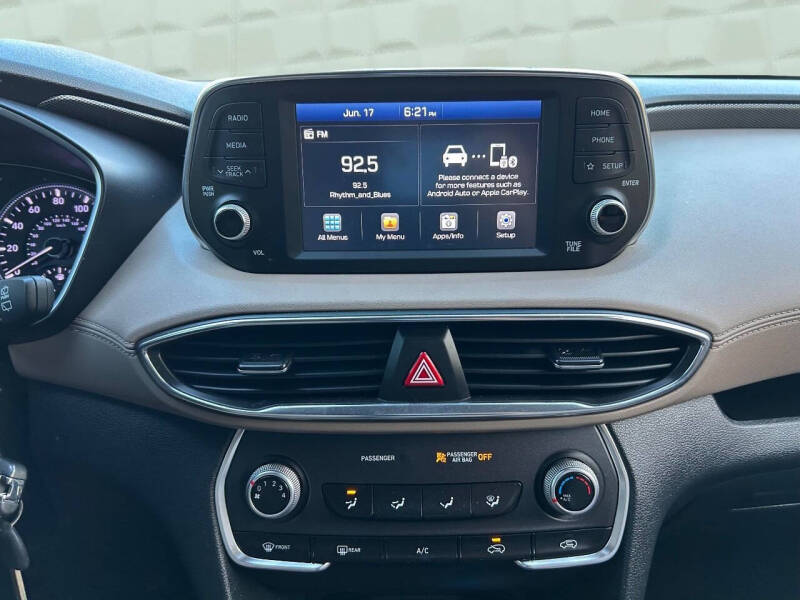 2019 Hyundai Santa Fe SE 2.4L
