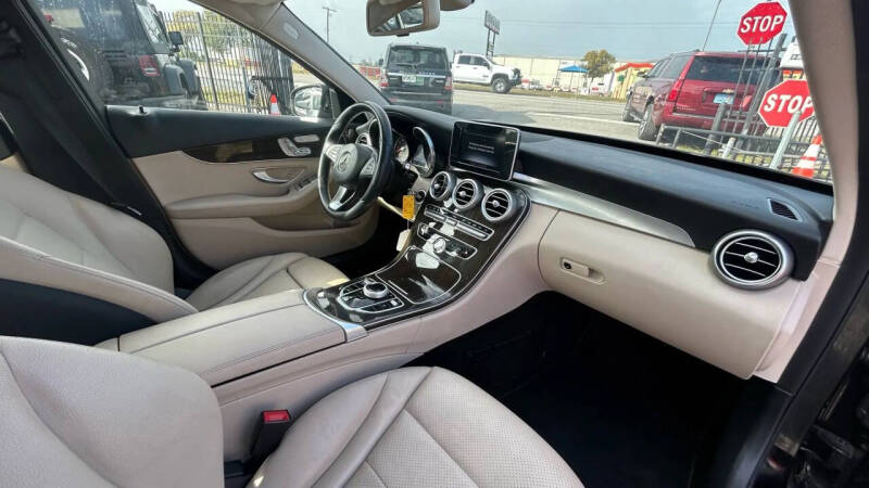 2017 Mercedes-Benz C-Class