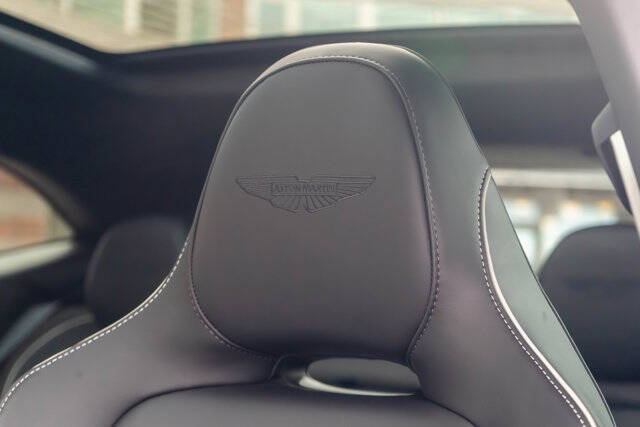 2026 Aston Martin DBX 10