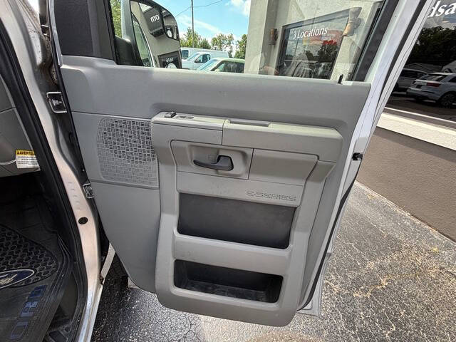 2014 Ford E-Series E-250