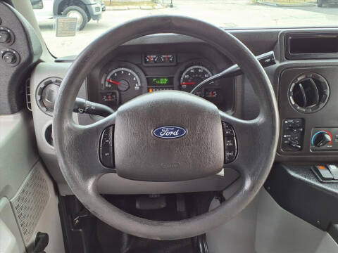 2018 Ford E-Series E-450 SD