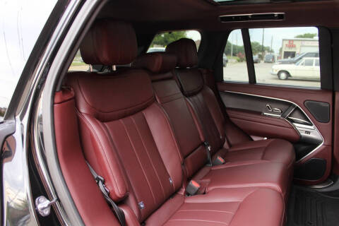 2024 Land Rover Range Rover P530 SE