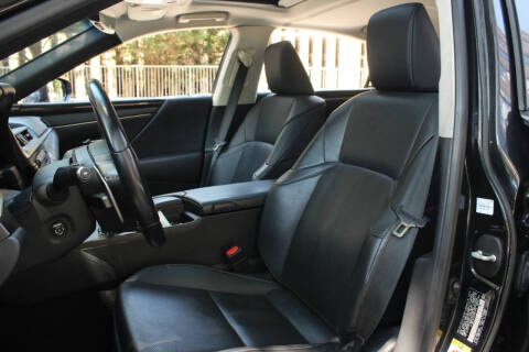 2019 Lexus ES 300h