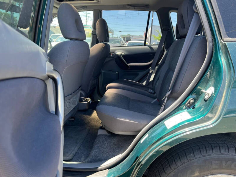 2002 Toyota RAV4