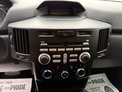 2011 Mitsubishi Endeavor LS