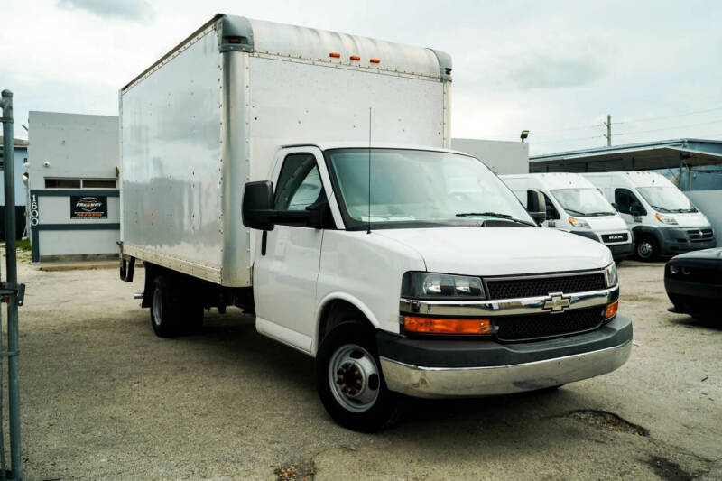 2017 Chevrolet Express 3500