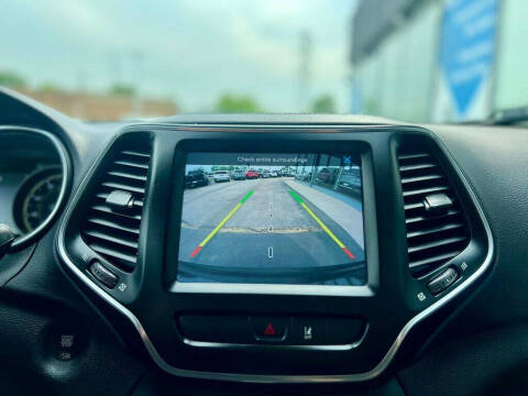 2022 Jeep Cherokee Latitude Lux