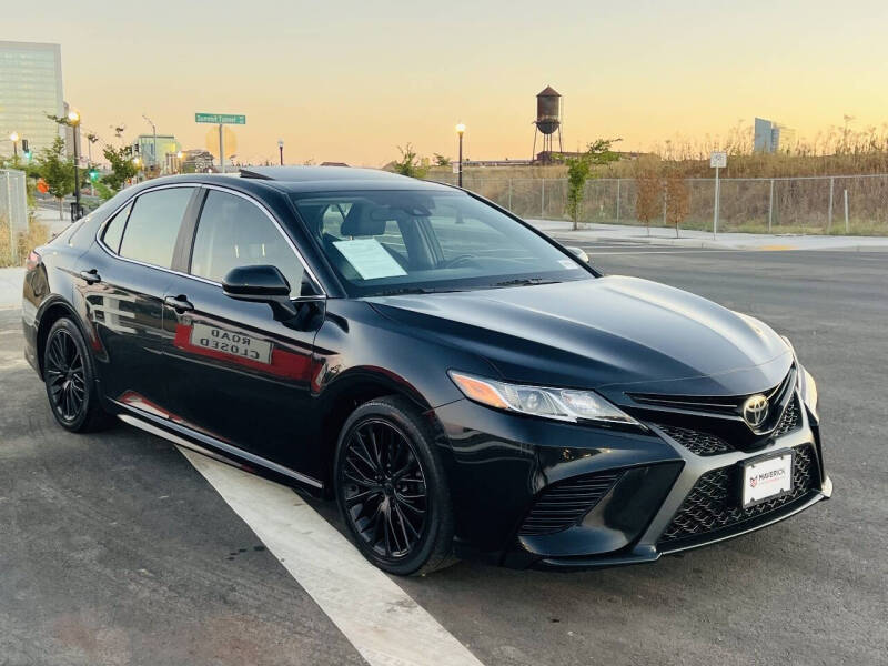 2018 Toyota Camry SE