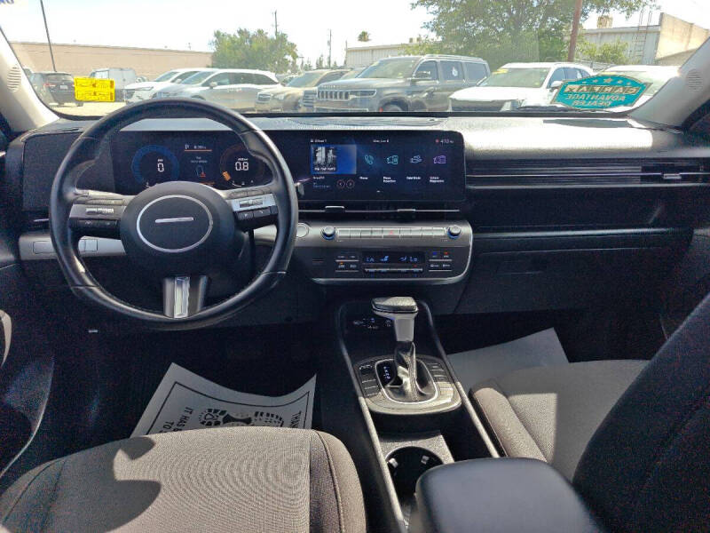 2025 Hyundai Kona SEL