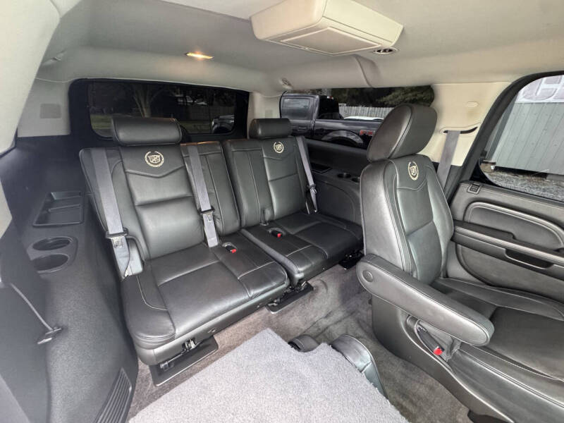 2014 Cadillac Escalade ESV Platinum