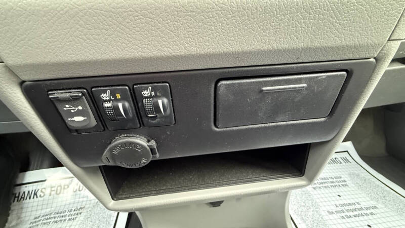 2017 Toyota Sienna XLE 8-Passenger