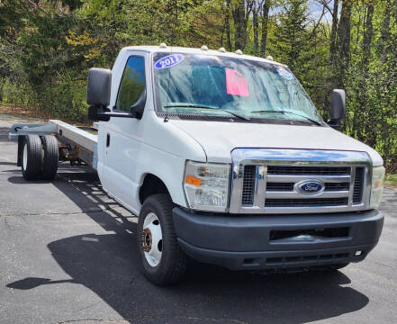 2011 Ford E-Series E-450 SD