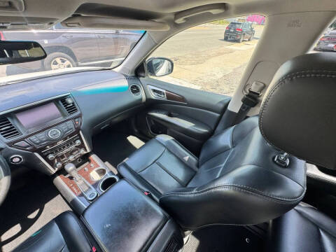 2014 Nissan Pathfinder Platinum