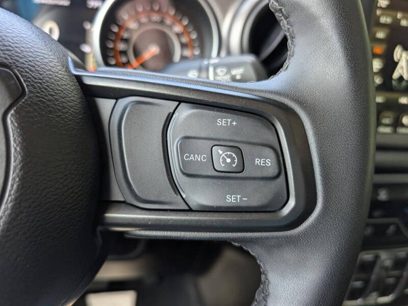 2023 Jeep Gladiator Sport S